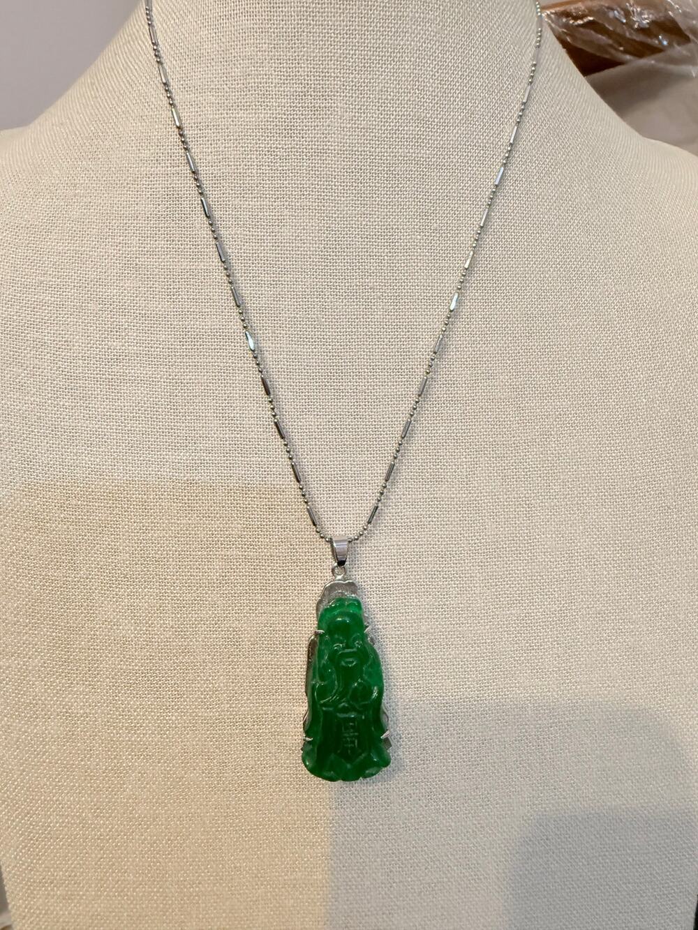 Vintage Green Glass Buddha Pendant Necklace 20”